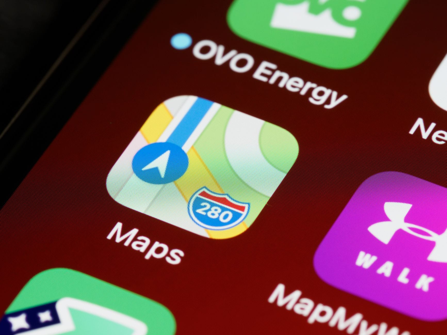 Ikona aplikacji nawigacyjnej na ekranie smartfona